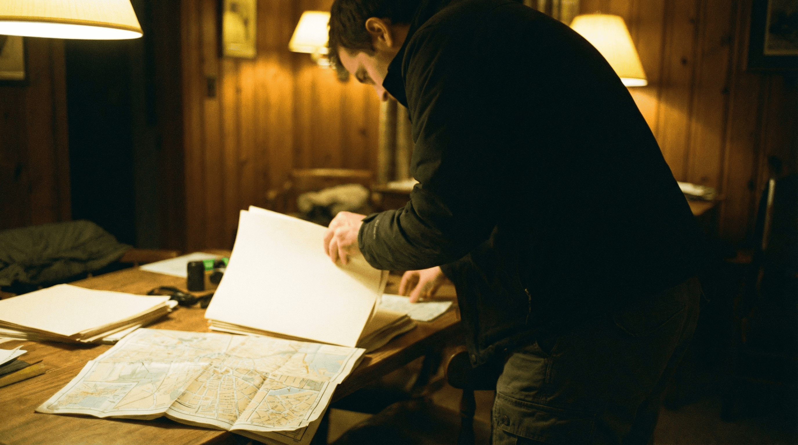 Intelligence briefing pack